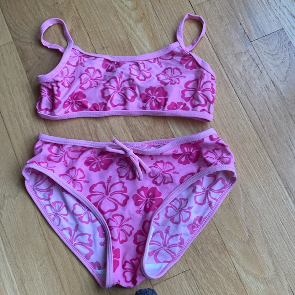 Gap girls hibiscus pink bikini set size medium